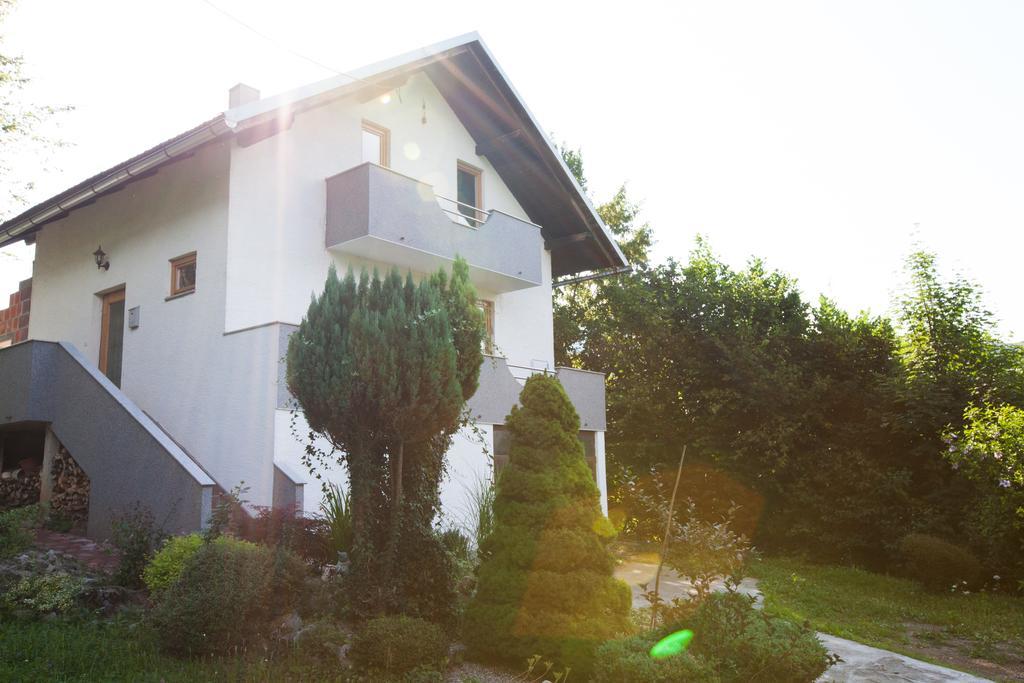 Holiday Home Tin Ogulin Exterior photo