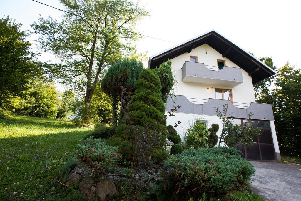 Holiday Home Tin Ogulin Exterior photo